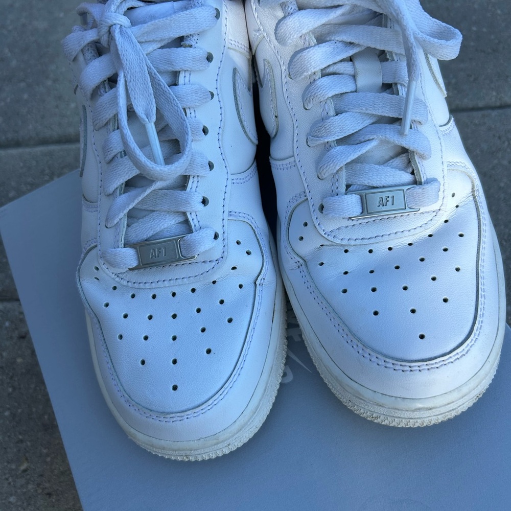 Nike Air Force 1 ‘07 - Picture 3 of 12
